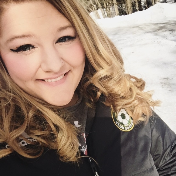 Meet your Posher, Jordan - Picture 2 of 2